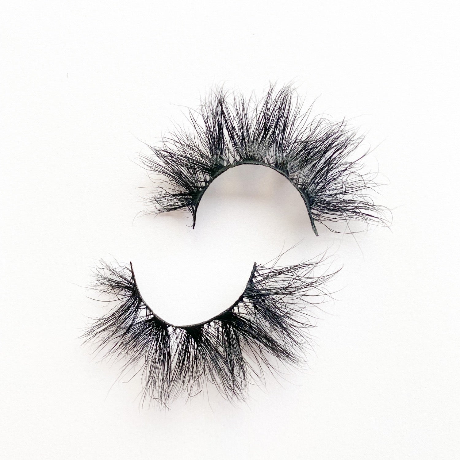 Lou Lashes